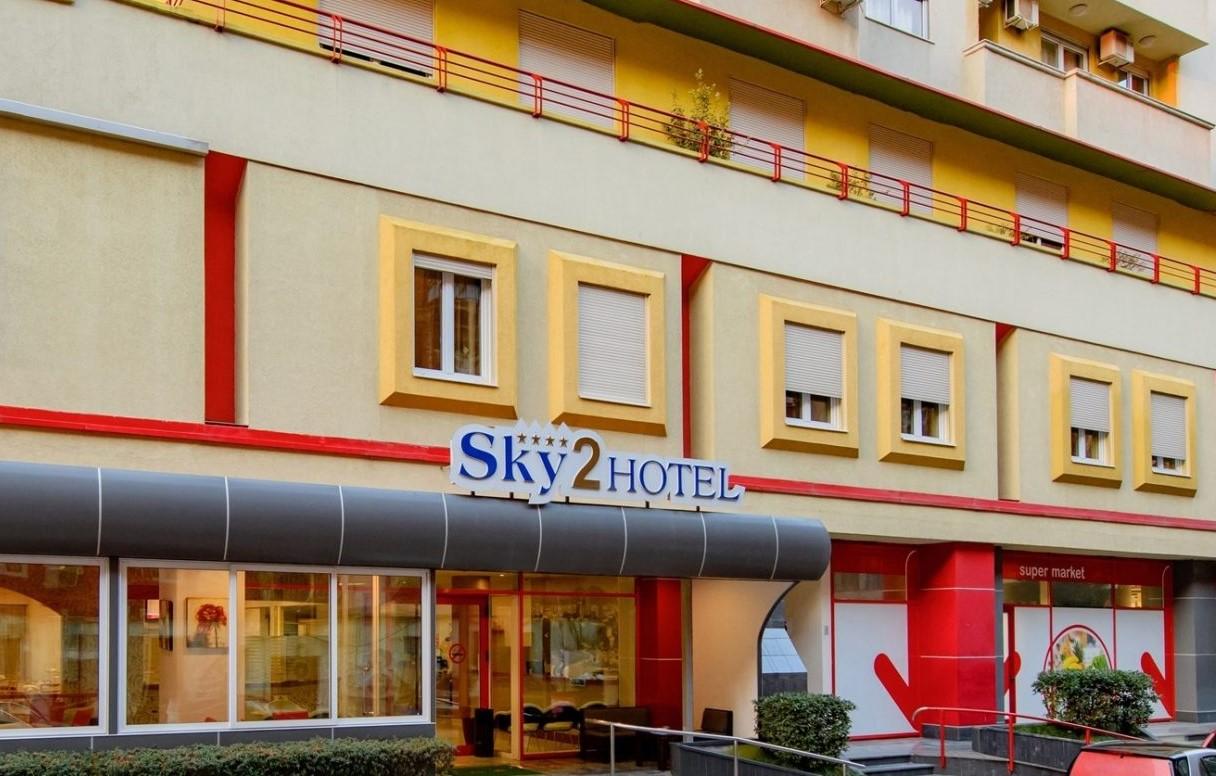 Sky 2 Hotel ティラナ エクステリア 写真