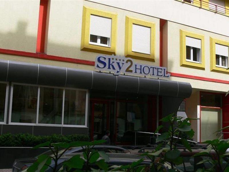 Sky 2 Hotel ティラナ エクステリア 写真